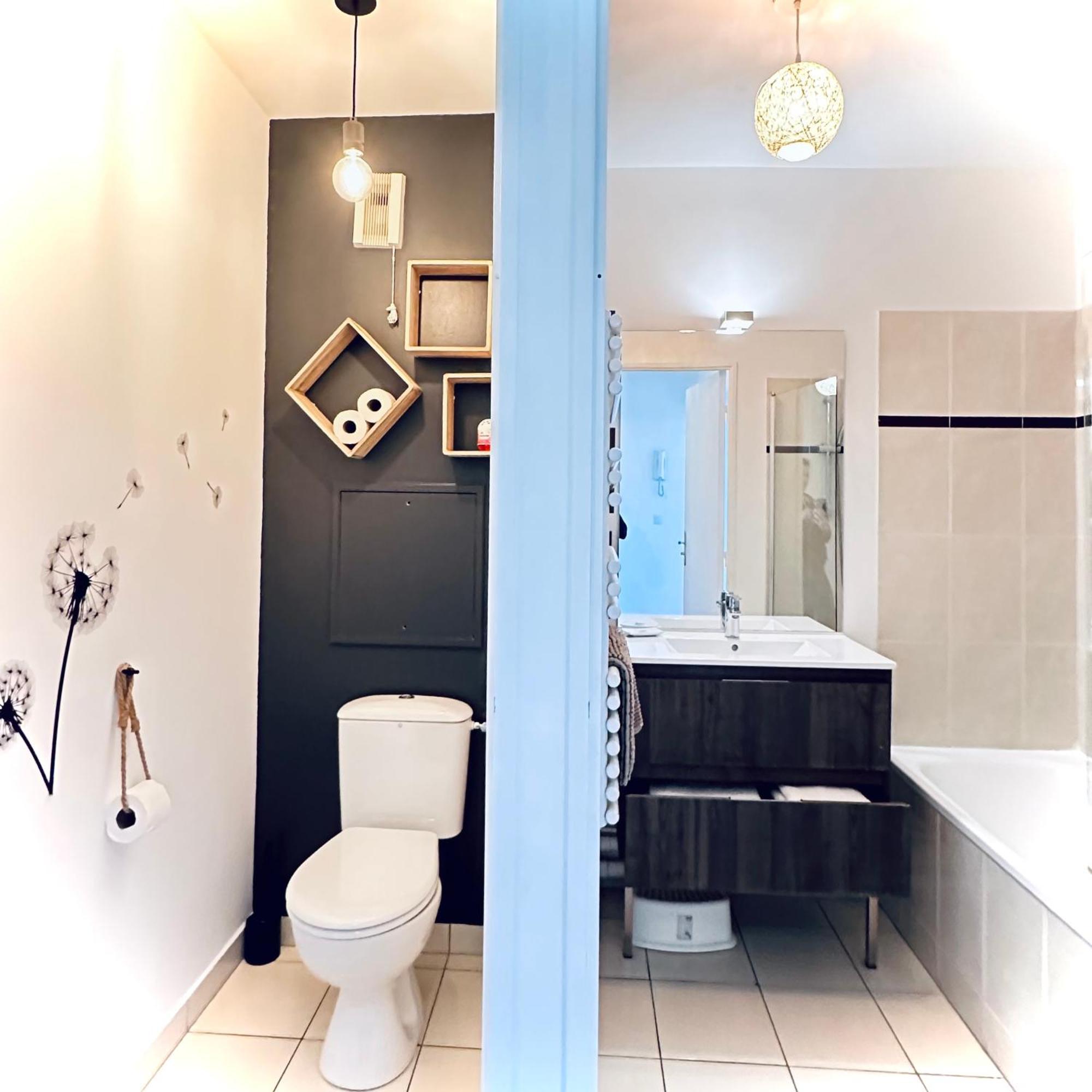Beautiful Apartment * Parking* Disneyland 10 Min مونتِفرا المظهر الخارجي الصورة
